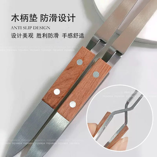 Non-slip wooden pad design